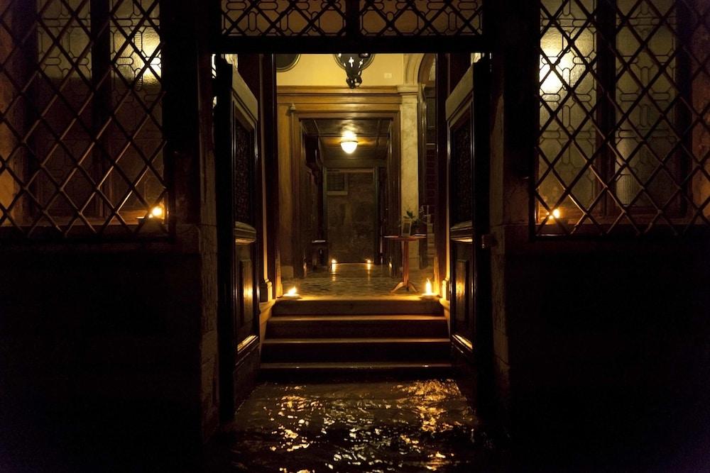 Affittacamere Palazzetto Pisani Grand Canal 4*