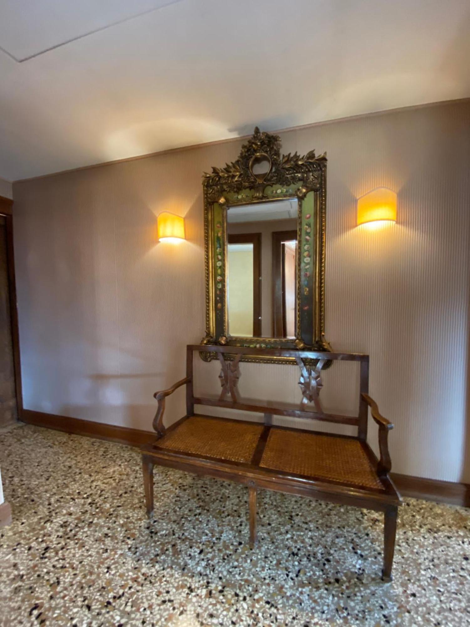 Palazzetto Pisani Grand Canal