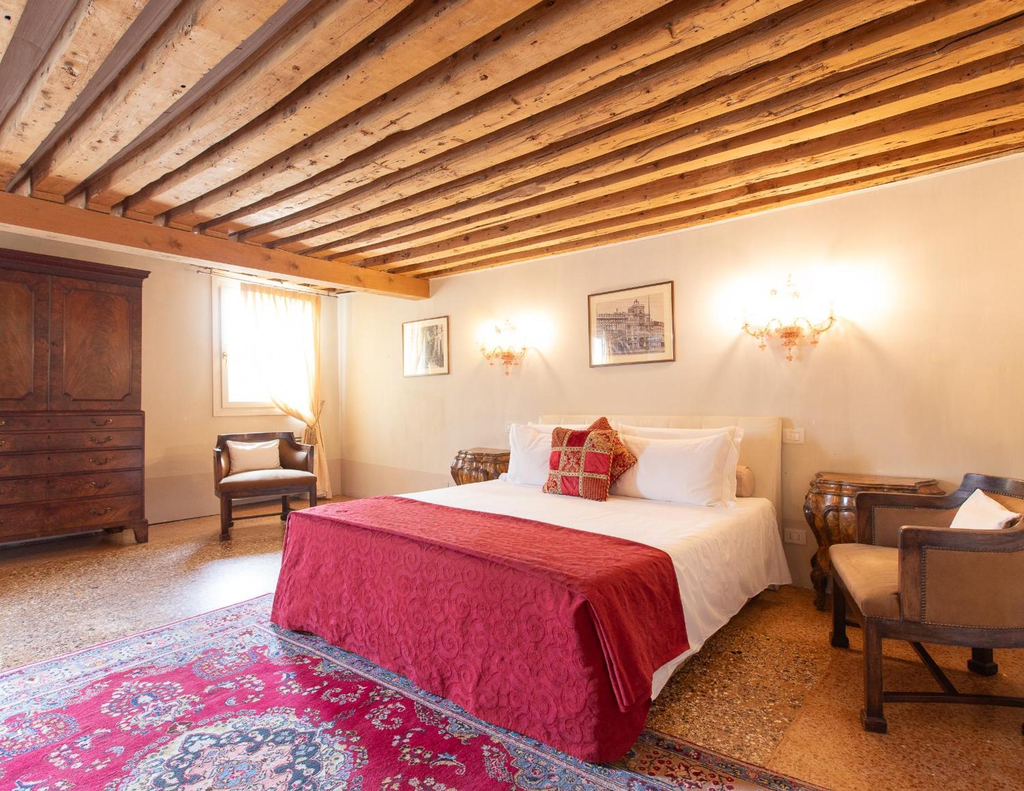 Gasthuis Palazzetto Pisani Grand Canal 4*